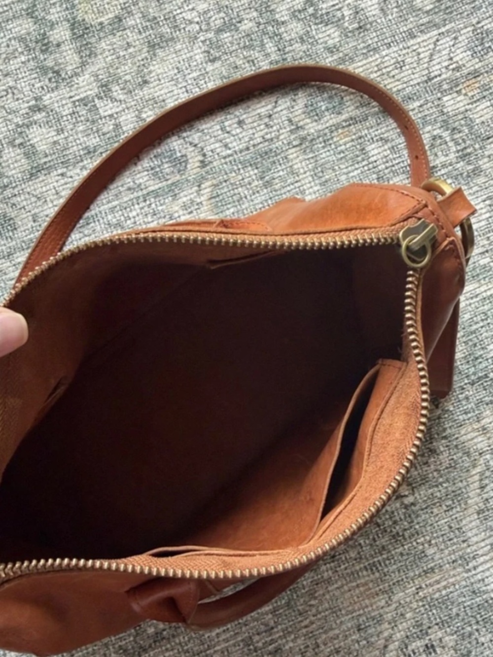Madewell Prague Leather Crossbody Satchel - Picture 6 of 8